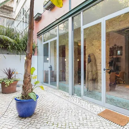 Apartment Lovelystay - Characterful W/ Outdoor Patio *