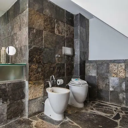Lovelystay - Characterful W/ Outdoor Patio * Lisboa