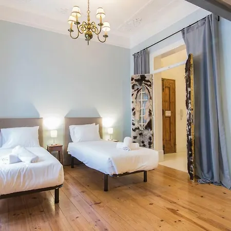 Lovelystay - Characterful W/ Outdoor Patio * Lisboa